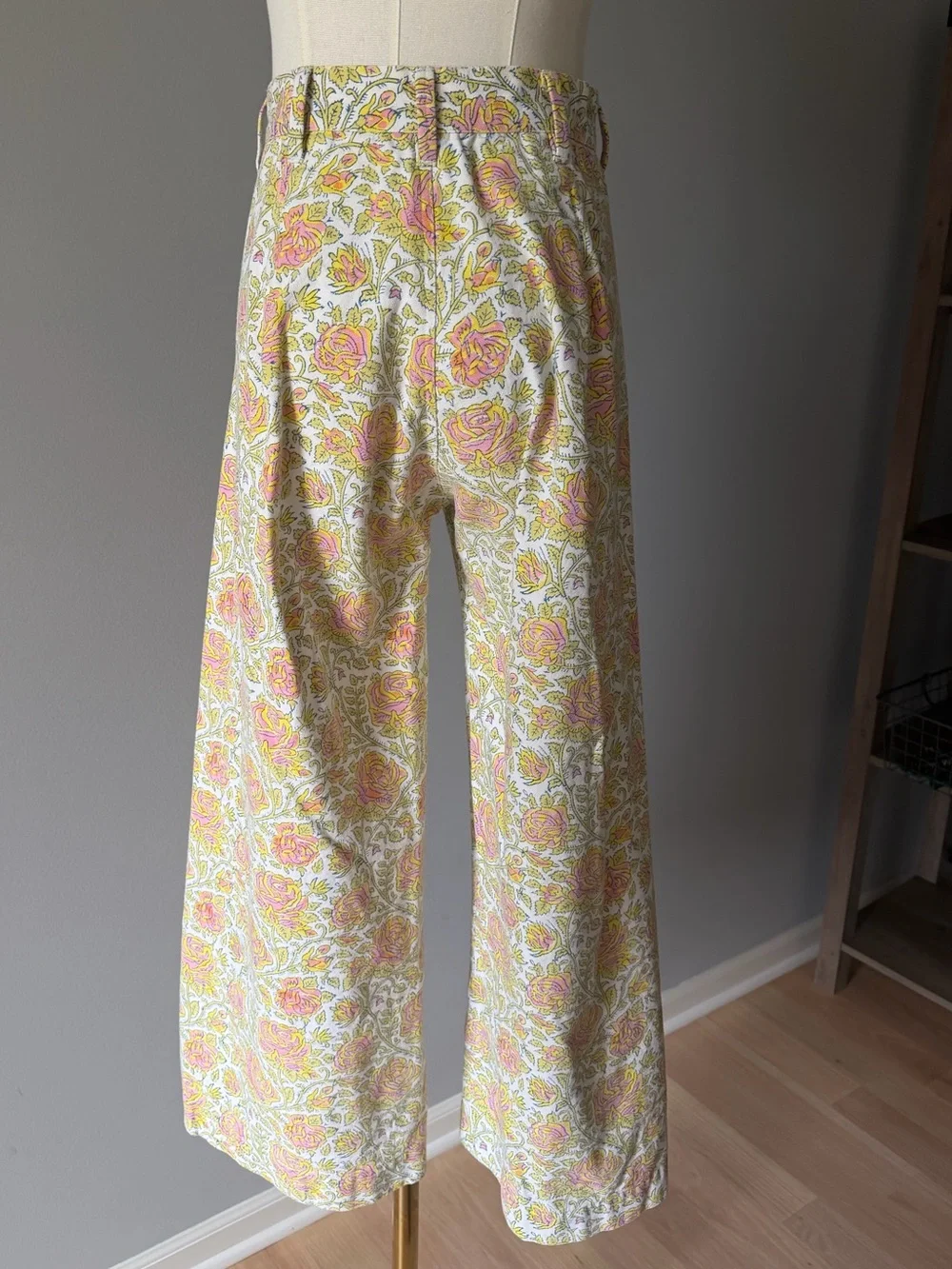 Color block floral cropped jean